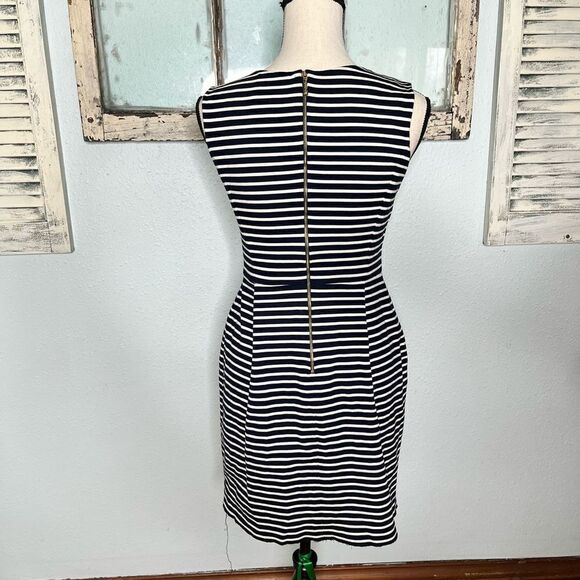 Adorable Fitted Sleeveless Dress by Kate Spade - Picture 8 of 13